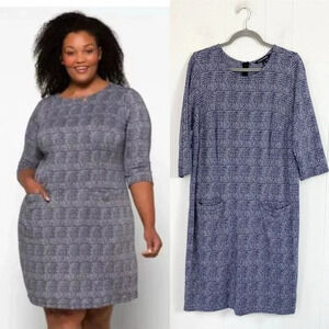 41 Hawthorn Navy and White Textured Shift Midi Dress